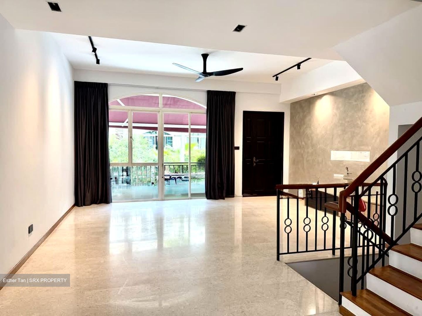 Horizon Gardens (D20), Terrace #584507001